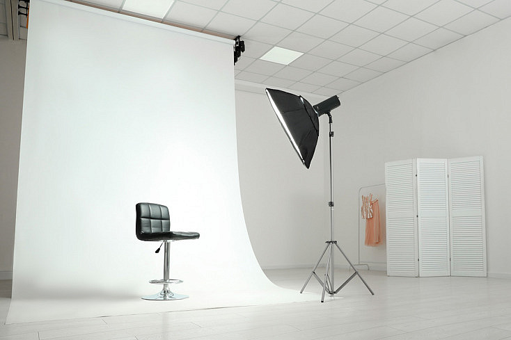 Descubre los Diferentes Materiales que Existen para el Fondo de tu Estudio Fotográfico